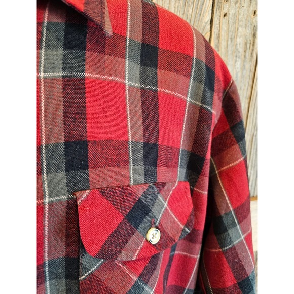 Vintage High Sierra by Mervyns red black plaid button up flannel L ^ - Picture 2 of 8
